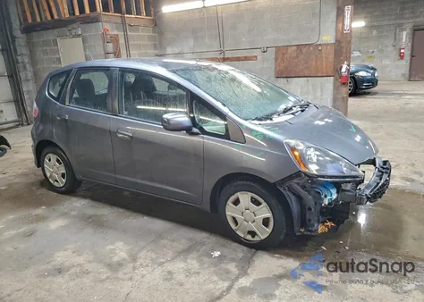 2013 Honda Fit из США, поврежденный, VIN JHMGE8H39DC006816